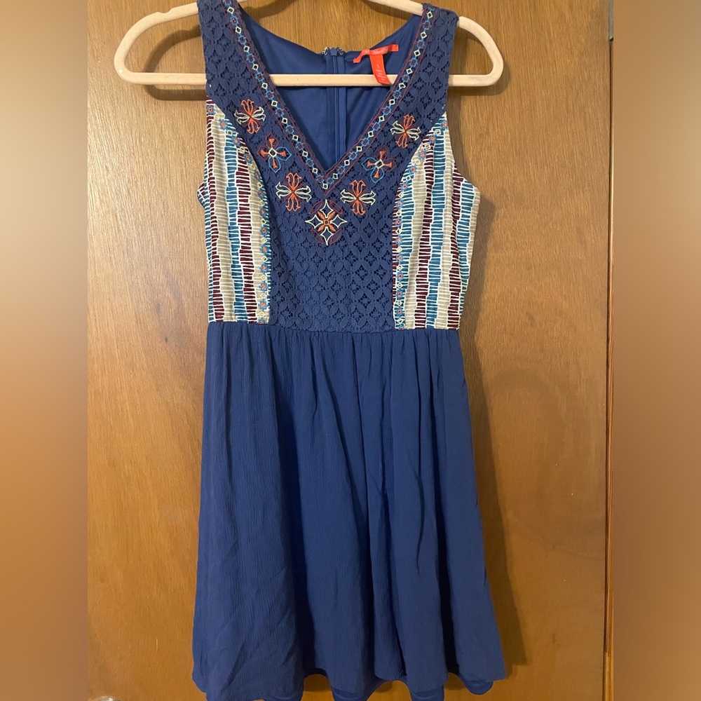 C&V Chelsea & Violet Women's Boho Embroidered Dress Sz. S